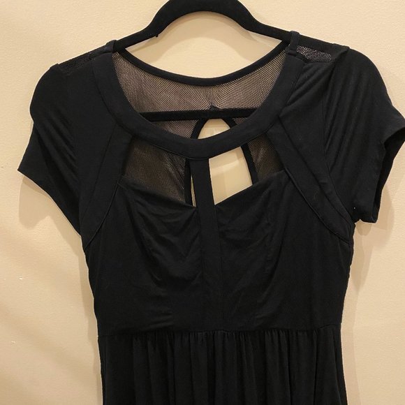 Hot Topic Cutout Mesh Black Dress with Pockets - Picture 6 of 11